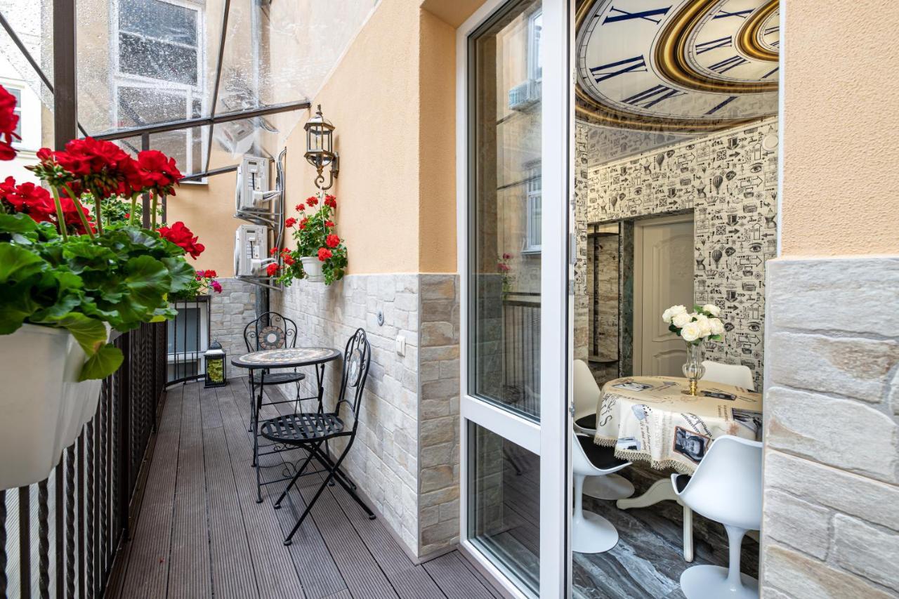 2 - Bedroom Apartments Galicia ลวีฟ ภายนอก รูปภาพ