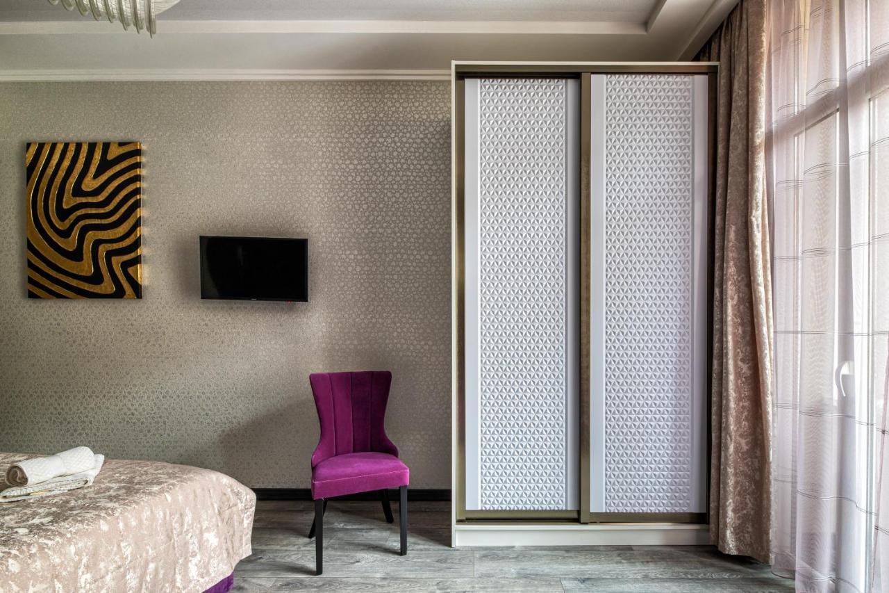 2 - Bedroom Apartments Galicia ลวีฟ ภายนอก รูปภาพ